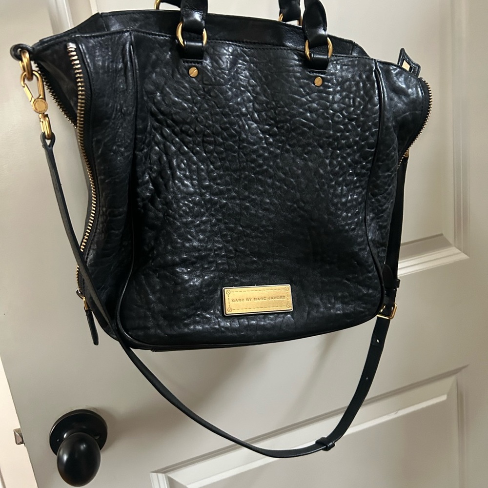 MARC by MARC JACOBS black leather tote purse. Gorgeous